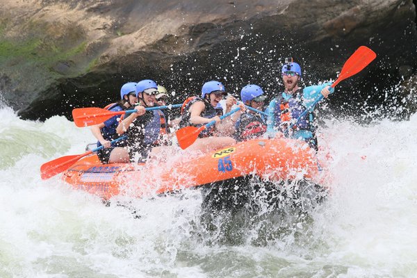 Quels sont les meilleurs spots pour faire du rafting sur le fleuve Colorado, USA?